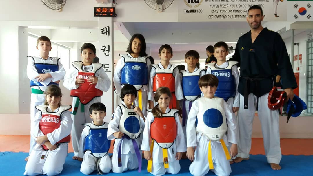 Alunos da Academia KO