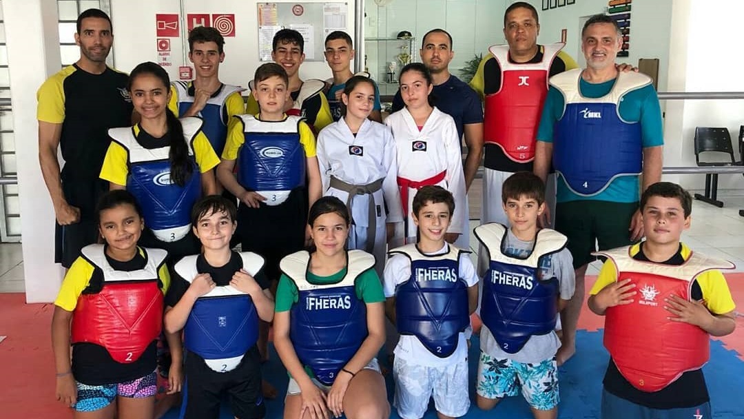 Alunos da Academia KO