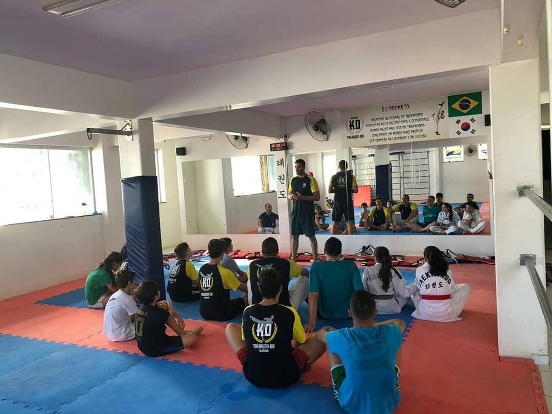 Alunos da Academia KO