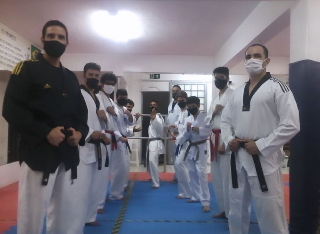 Alunos da Academia KO