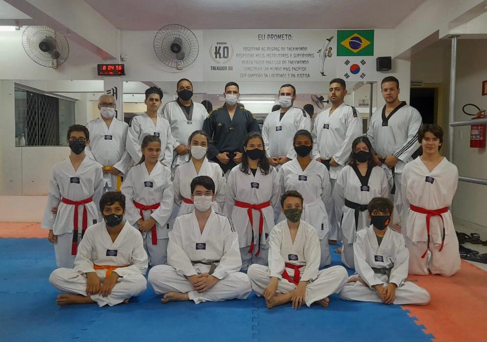 Alunos da Academia KO