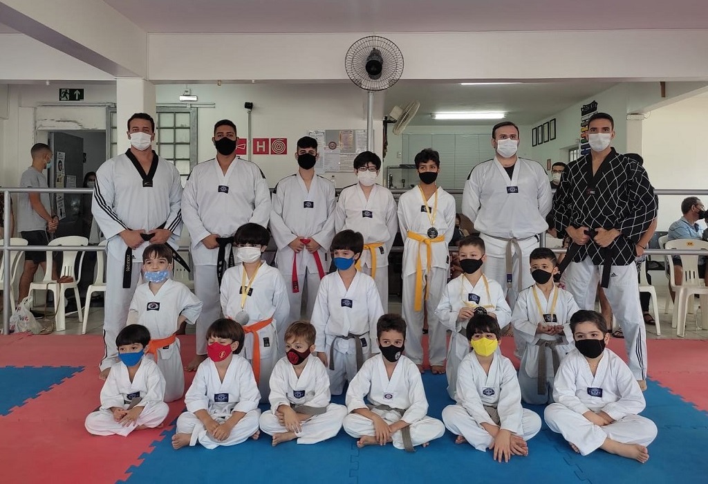 Alunos da Academia KO