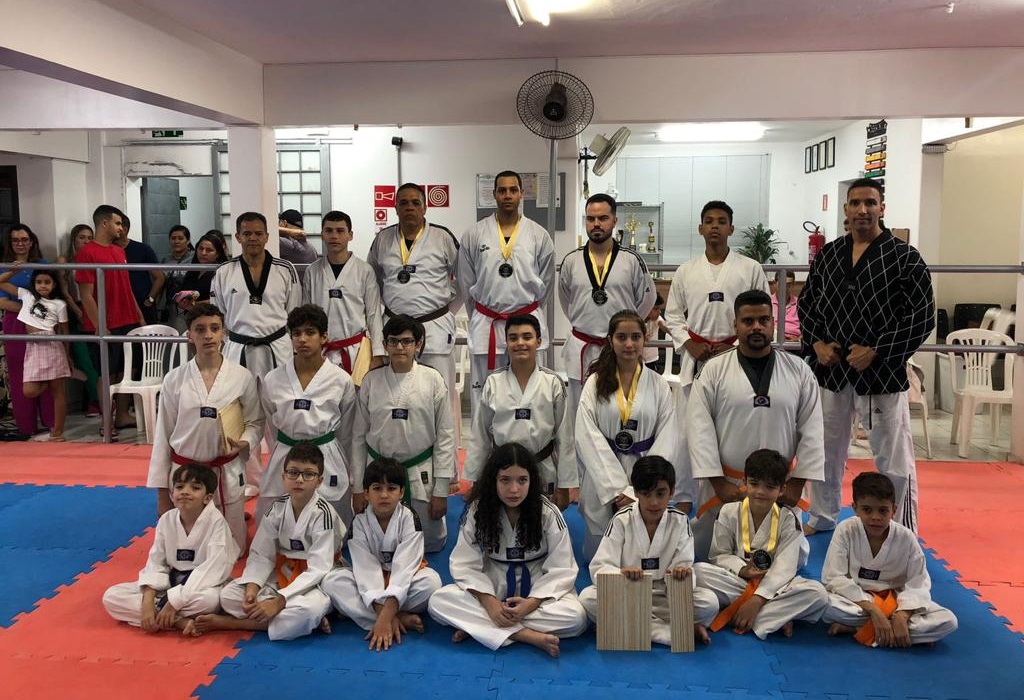 Alunos da Academia KO